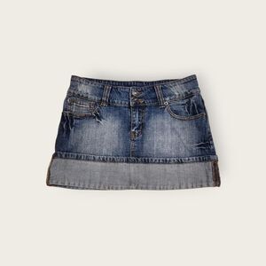 Vintage Y2k early 2000s Wet Seal medium wash denim low rise cuffed mini skirt